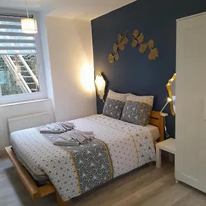 Apartment 17, Face A La Gare, Lannion