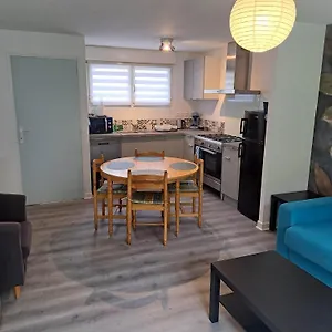 Apartment Proche Centre, Cotes De Granit Rose, Lannion